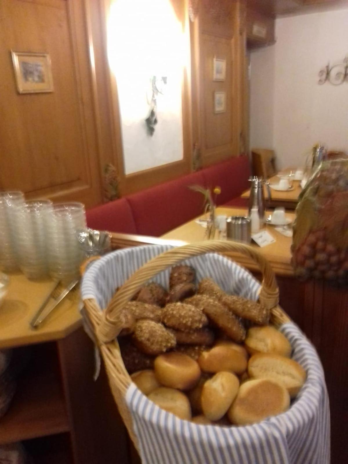מאיקמר Hotel Zum Goldenen Ochsen מראה חיצוני תמונה