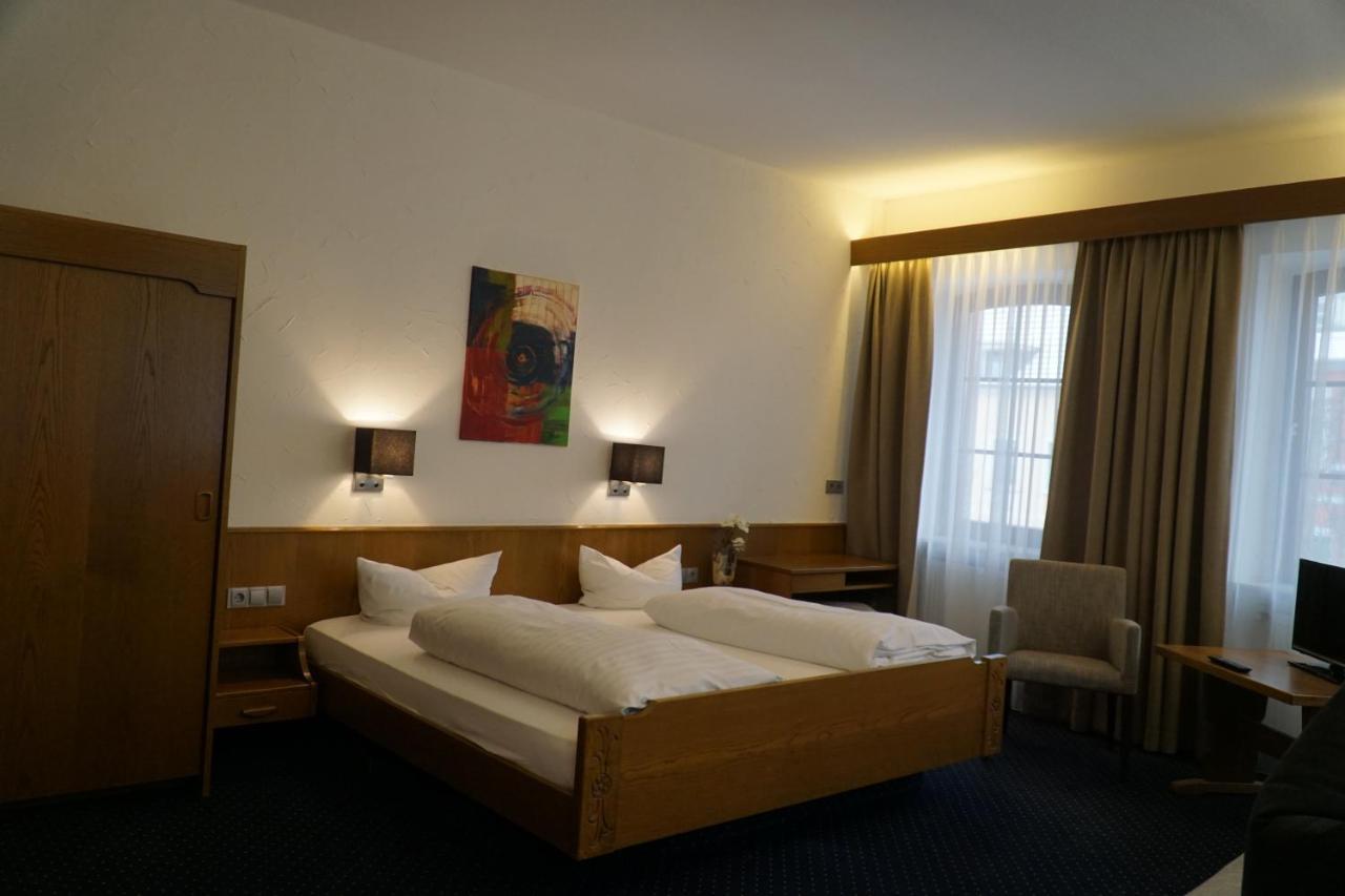 מאיקמר Hotel Zum Goldenen Ochsen מראה חיצוני תמונה