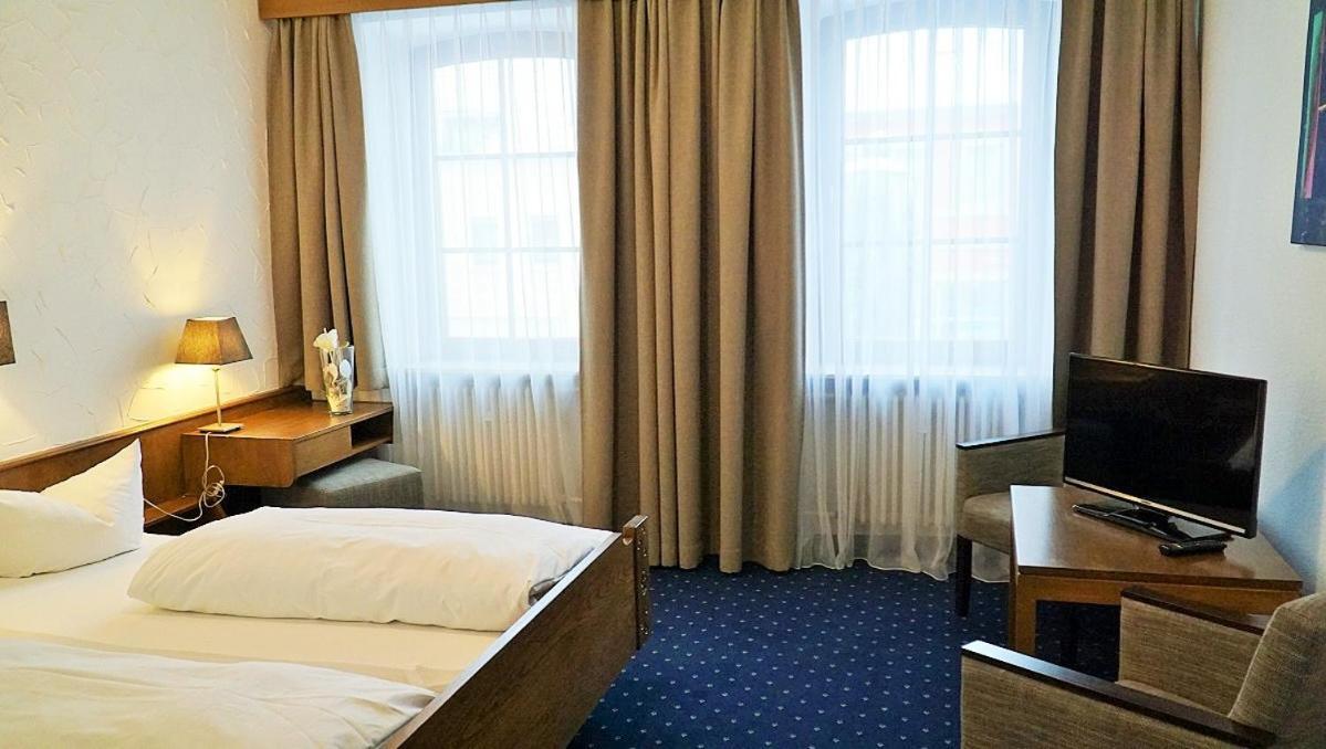מאיקמר Hotel Zum Goldenen Ochsen מראה חיצוני תמונה