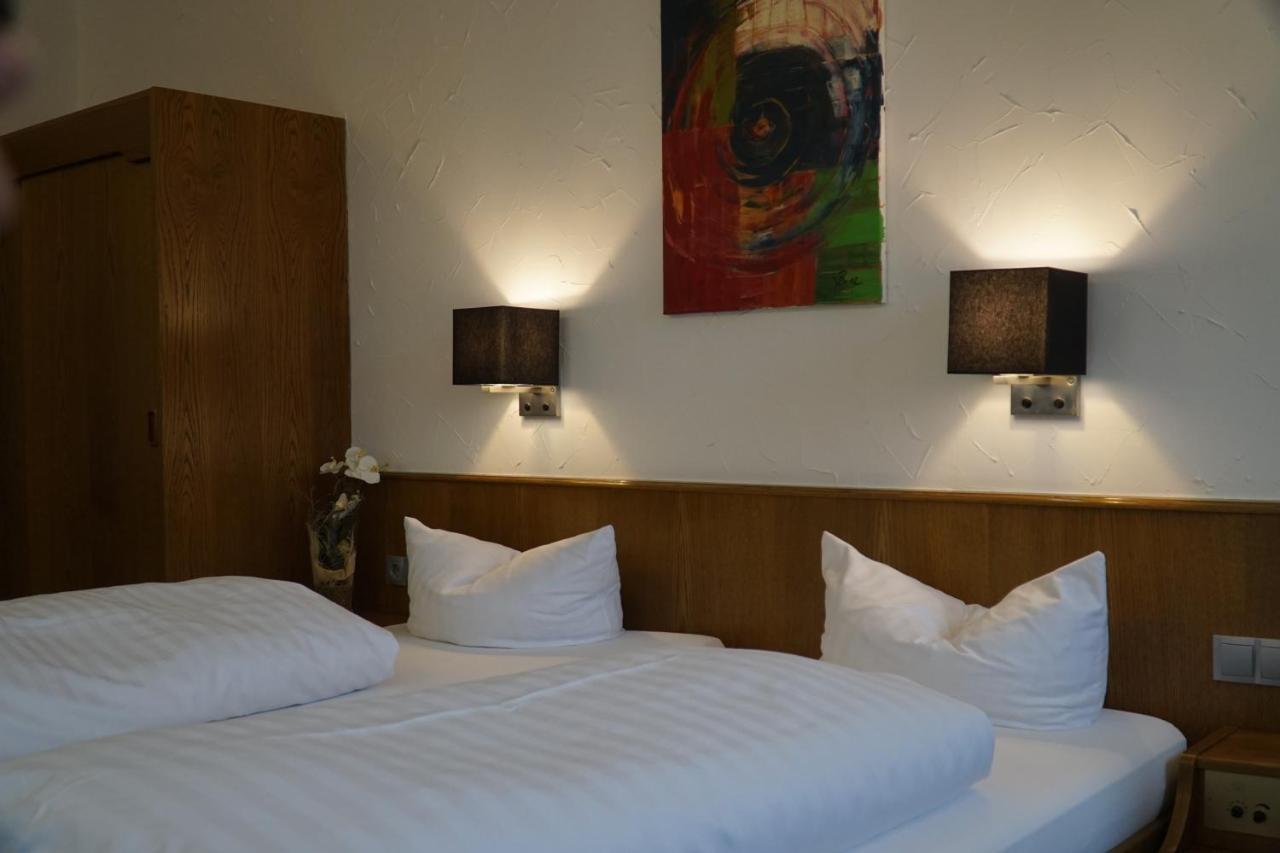 מאיקמר Hotel Zum Goldenen Ochsen מראה חיצוני תמונה